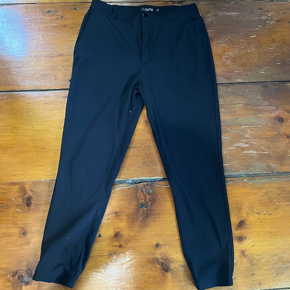 AO Jogger | Black Slim-fit Versaknit™ - L